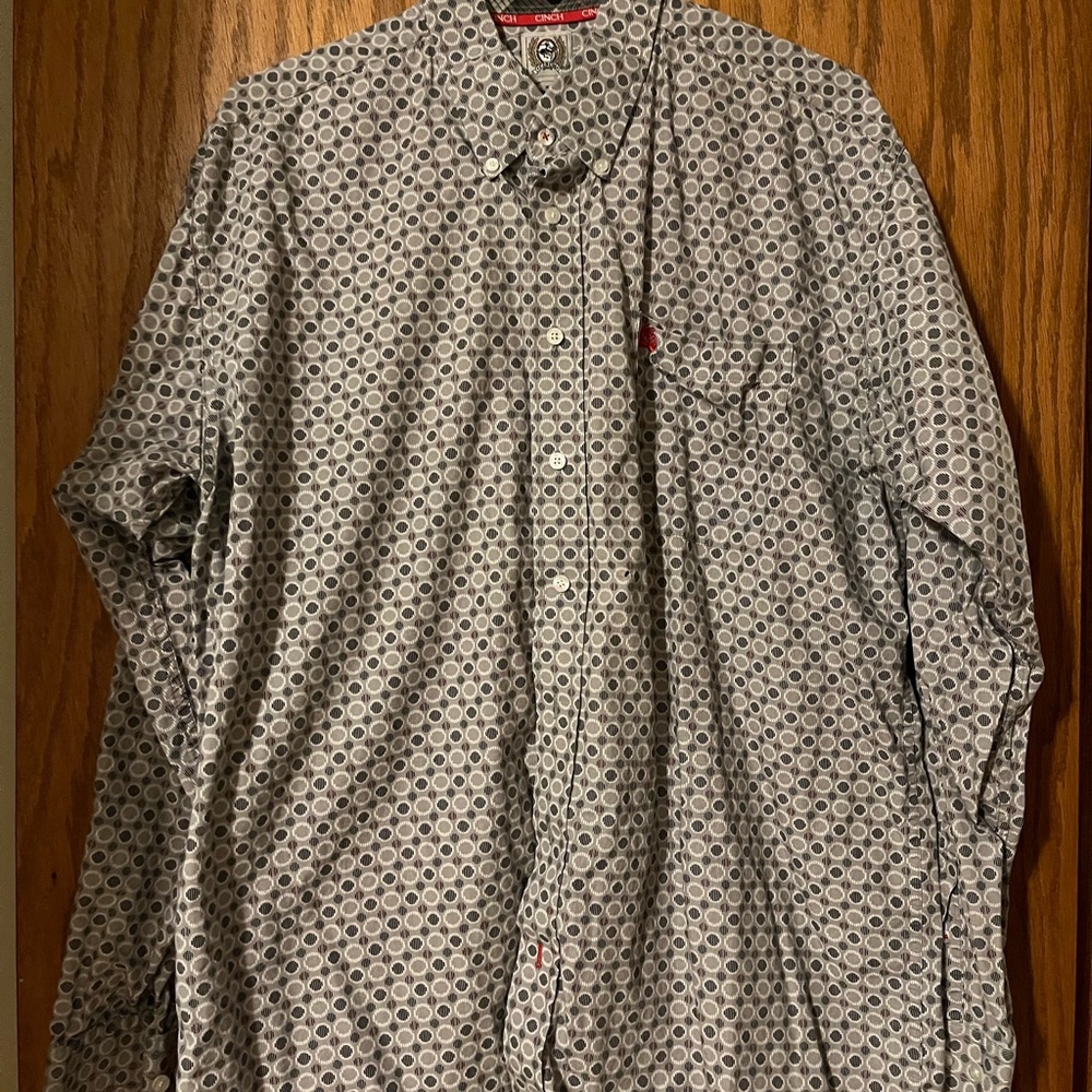 XL Cinch button up